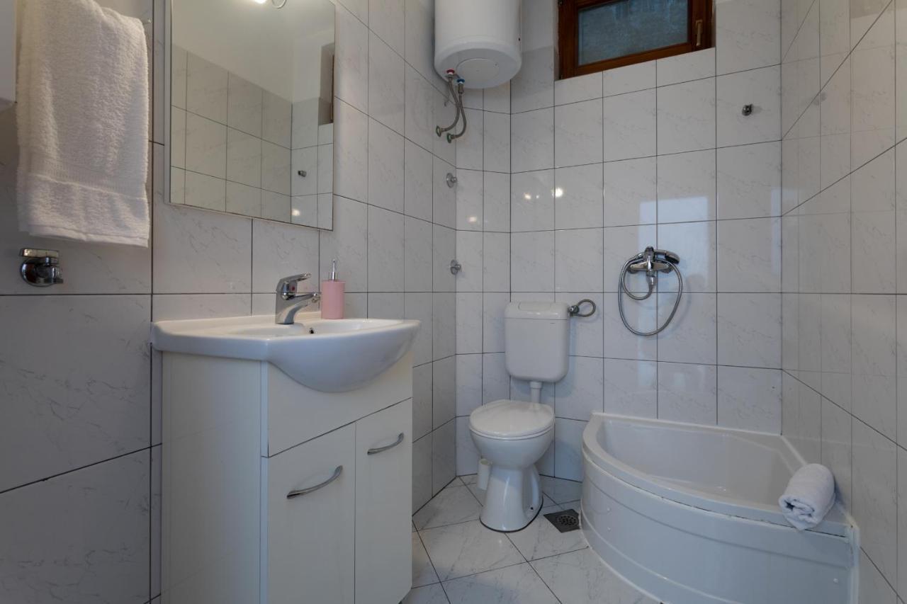 Love Apartments Zečevo Extérieur photo